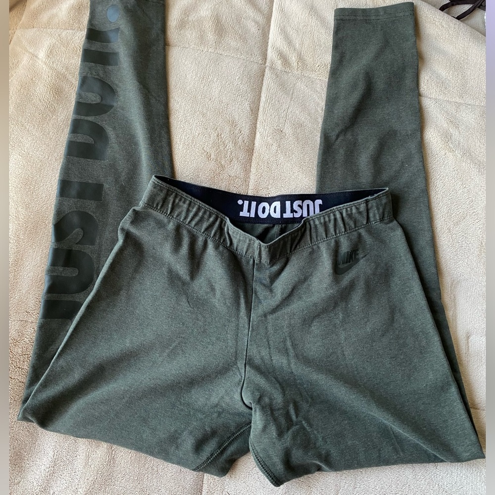 Nike leggings
